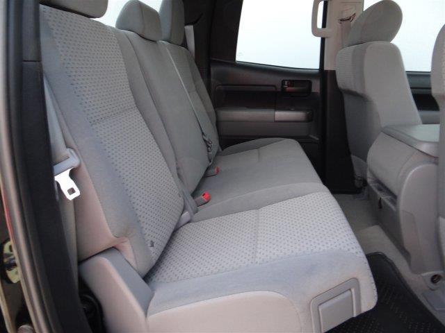 Toyota Tundra 2011 photo 11