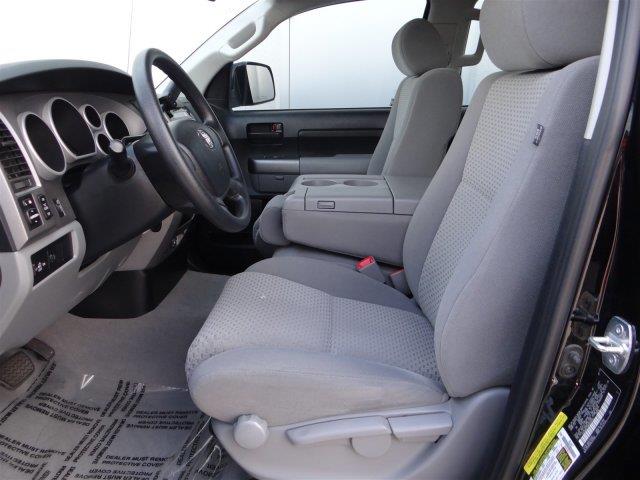 Toyota Tundra 2011 photo 12