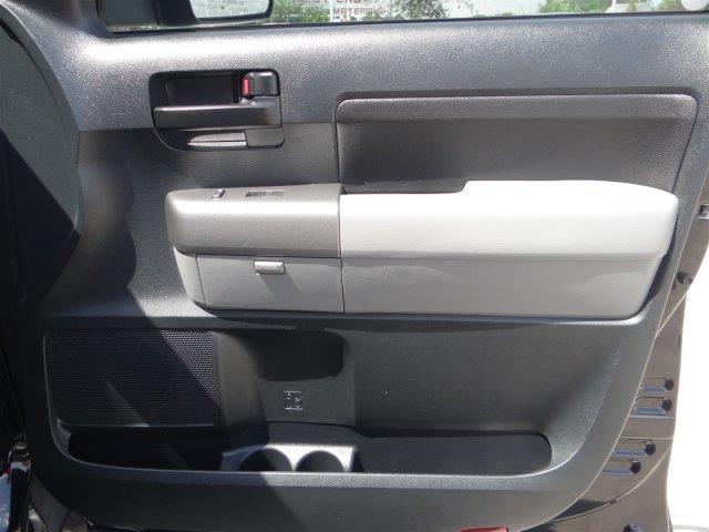 Toyota Tundra 2011 photo 19