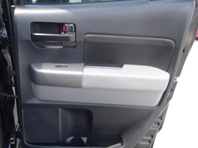 Toyota Tundra 2011 photo 30
