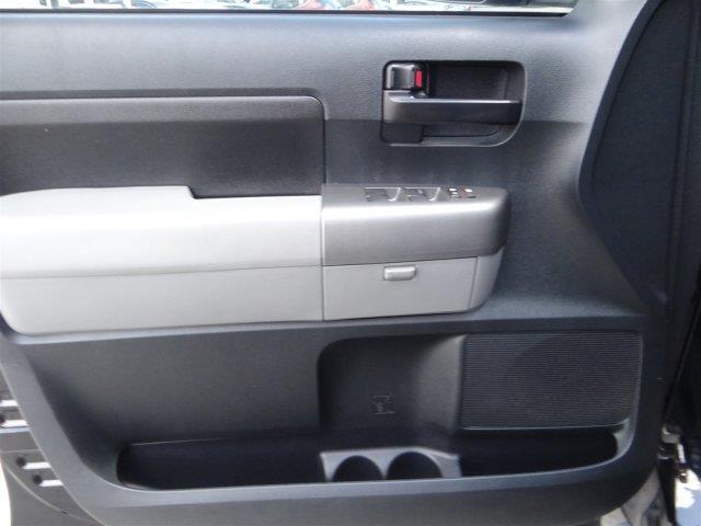 Toyota Tundra 2011 photo 4