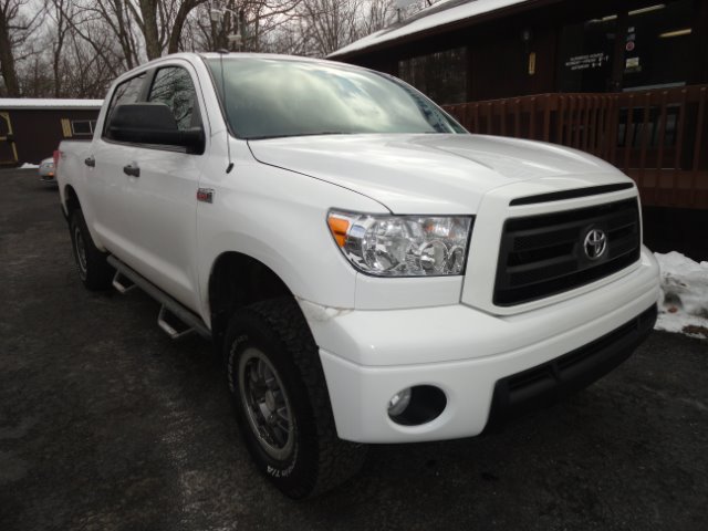 Toyota Tundra 2011 photo 1