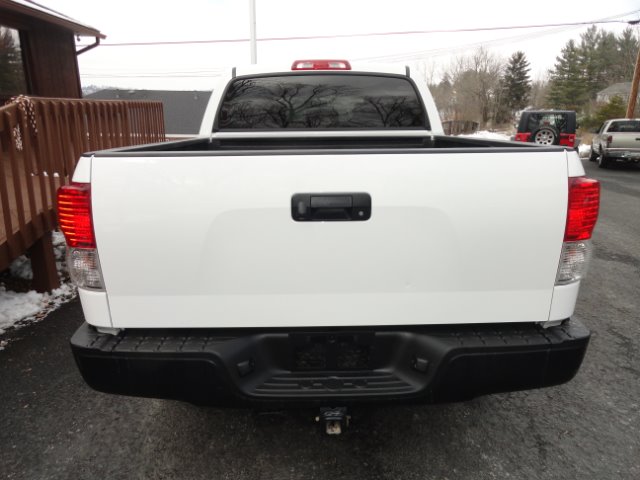 Toyota Tundra 2011 photo 3
