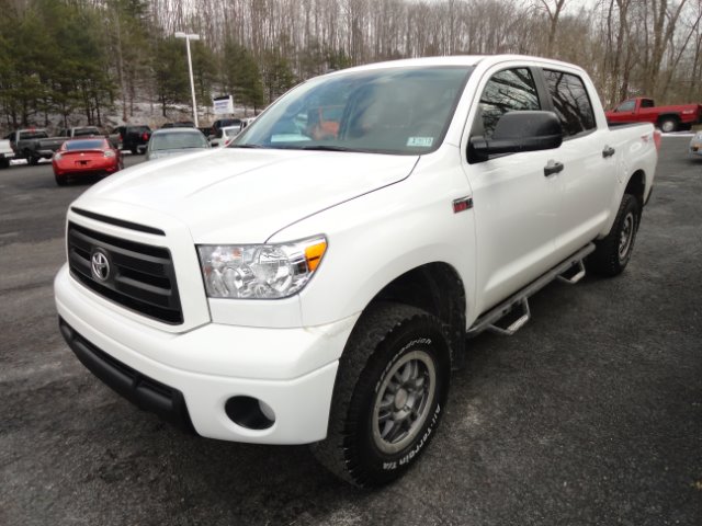 Toyota Tundra 2011 photo 4