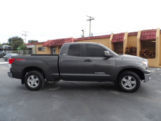 Toyota Tundra 2011 photo 4