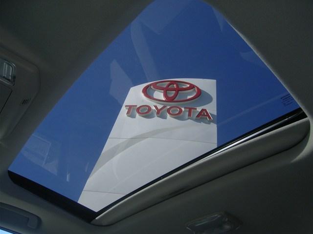 Toyota Tundra 2011 photo 2