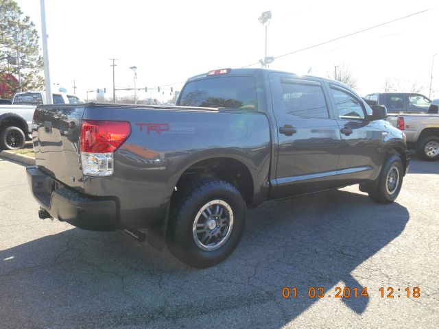 Toyota Tundra III 5D Hatchback Pickup Truck