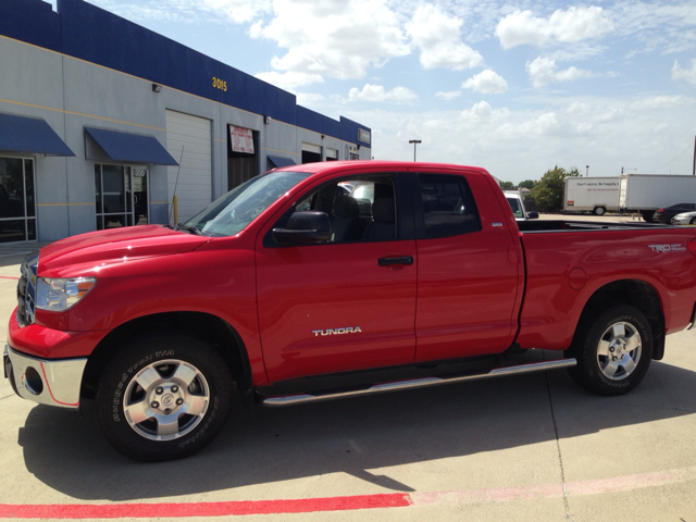 Toyota Tundra 2011 photo 1