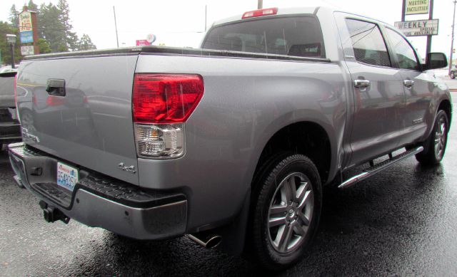 Toyota Tundra 2012 photo 3