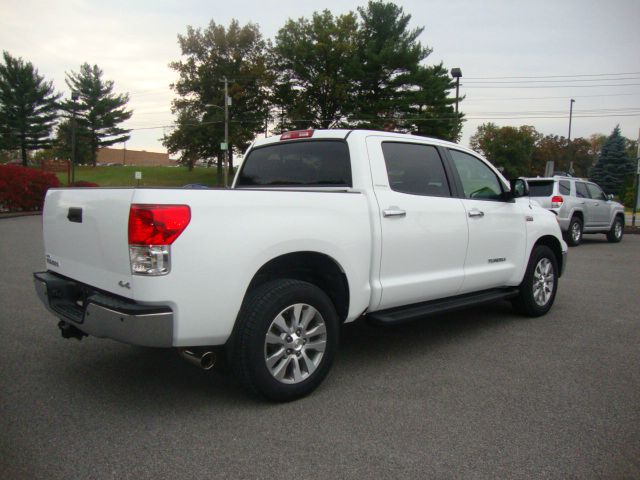 Toyota Tundra XLE Limited Rear Entertainment System Navi AWD Pickup Truck