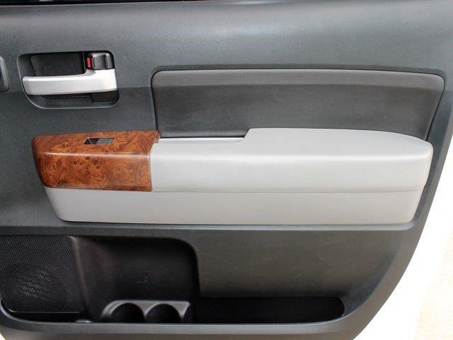 Toyota Tundra 2012 photo 25