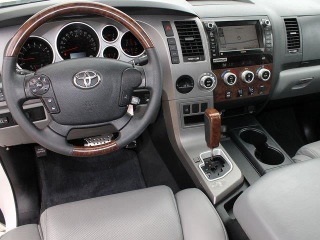 Toyota Tundra 2012 photo 3
