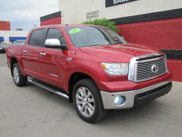 Toyota Tundra 1.8T Clean AUTO Checkwe Offer Financing FOR ALL Pickup Truck