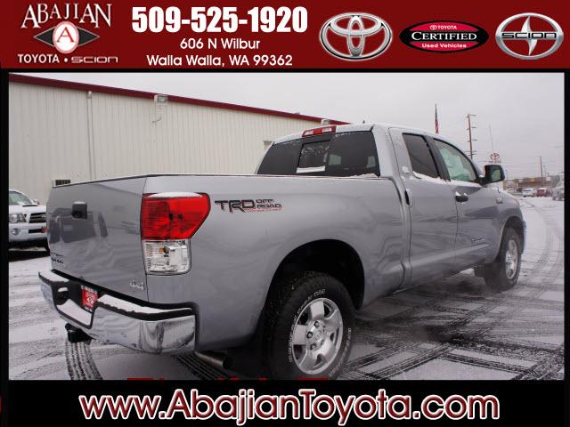 Toyota Tundra 2012 photo 1