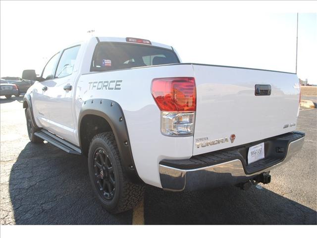 Toyota Tundra 2012 photo 2