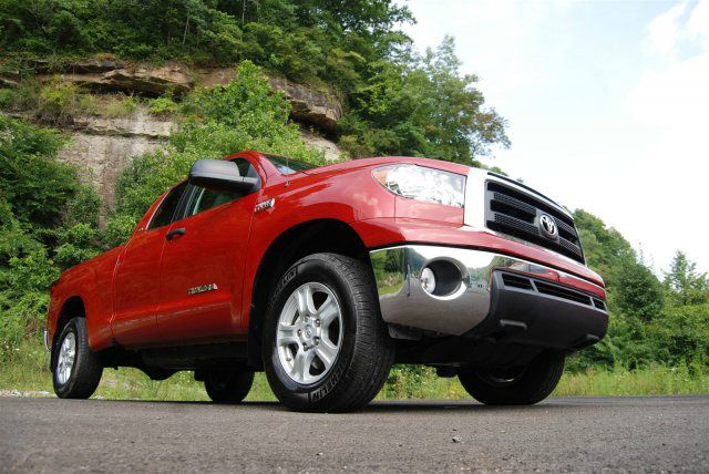 Toyota Tundra 2012 photo 3