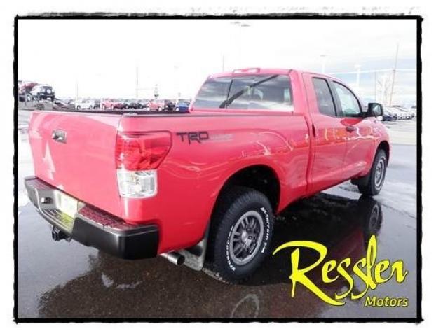 Toyota Tundra 2012 photo 2