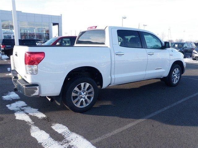 Toyota Tundra 2012 photo 2