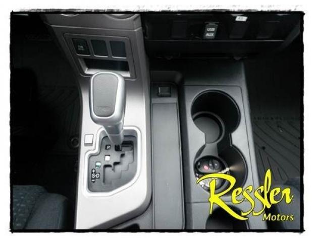 Toyota Tundra 2012 photo 1