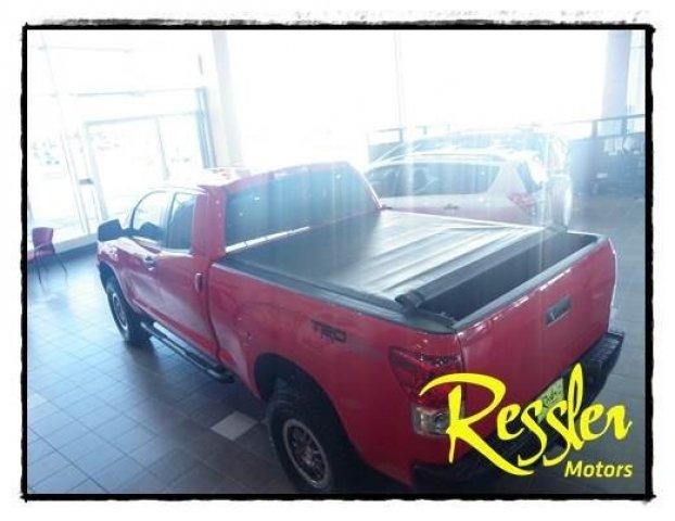 Toyota Tundra 2012 photo 2