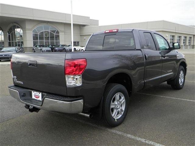 Toyota Tundra 2012 photo 2