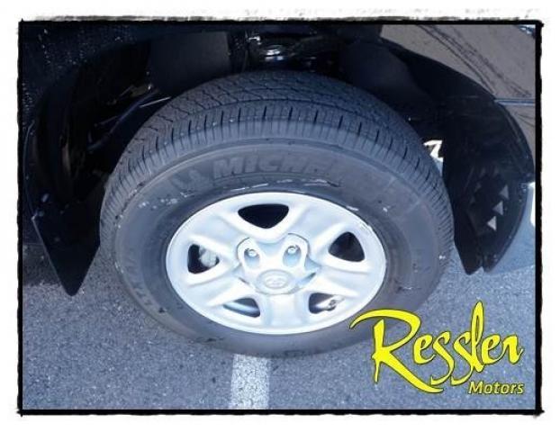 Toyota Tundra 2012 photo 5