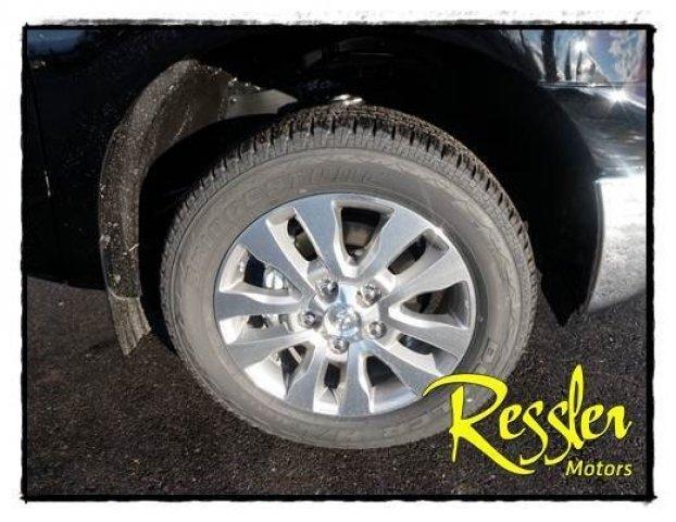 Toyota Tundra 2012 photo 4