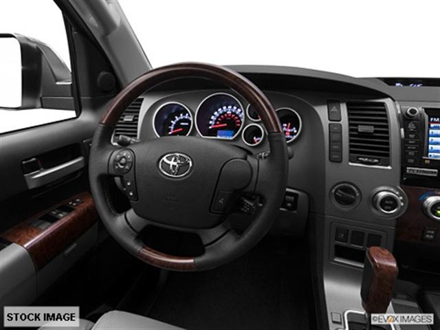 Toyota Tundra 2012 photo 3