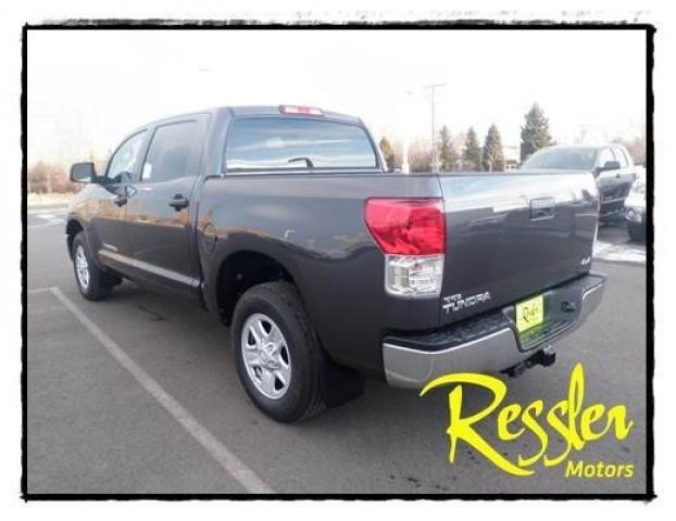 Toyota Tundra 2012 photo 2