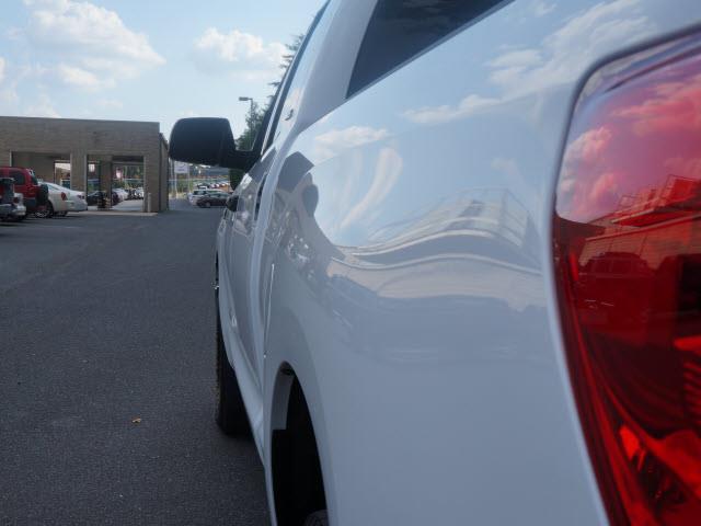 Toyota Tundra 2013 photo 3