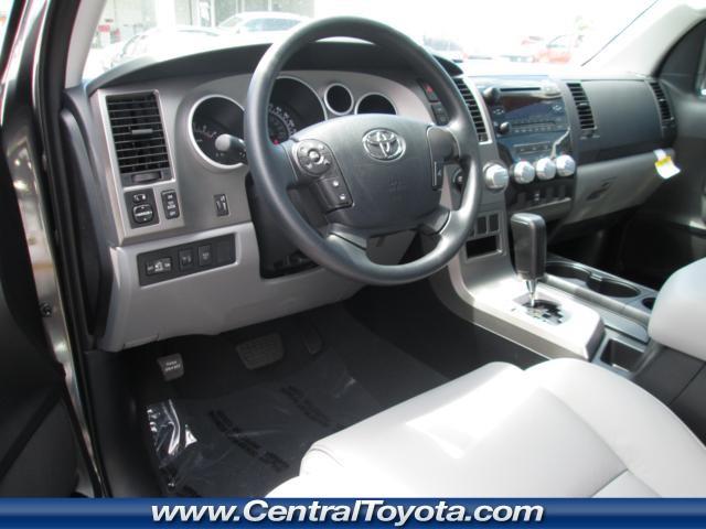 Toyota Tundra 2013 photo 0