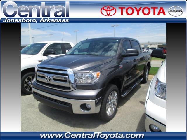 Toyota Tundra 2013 photo 1