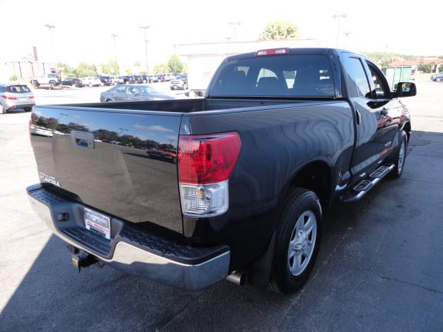 Toyota Tundra 2013 photo 3