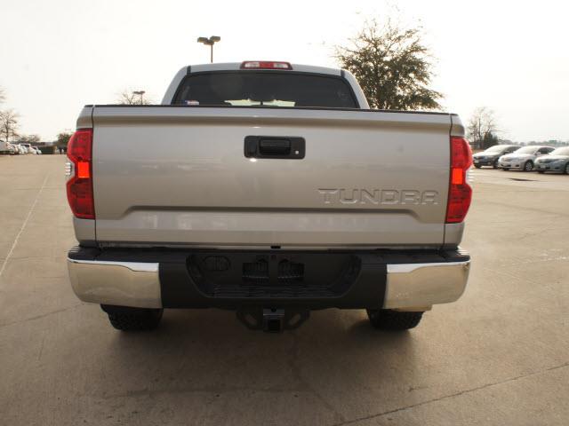 Toyota Tundra 2014 photo 1