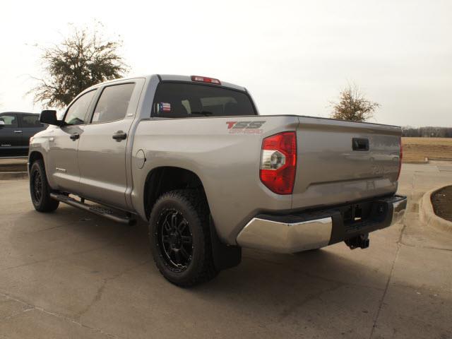 Toyota Tundra 2014 photo 2
