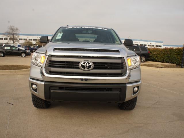 Toyota Tundra 2014 photo 3