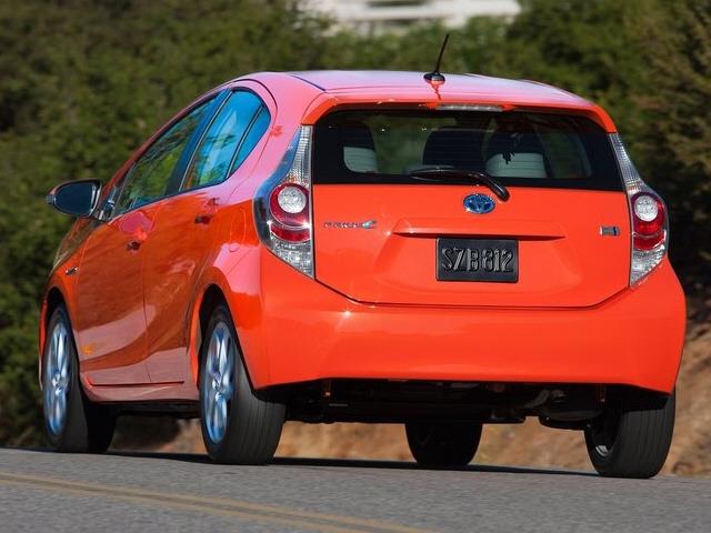 Toyota Unspecified 2013 photo 1