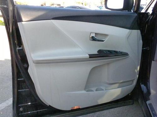 Toyota Venza 2009 photo 1