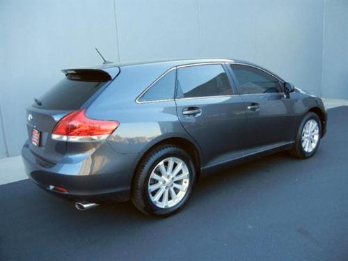Toyota Venza 2009 photo 2