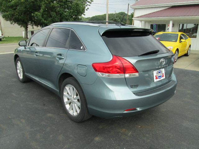 Toyota Venza 2009 photo 2