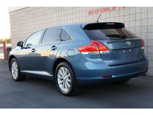Toyota Venza 2009 photo 2