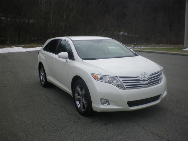 Toyota Venza Red Line Other