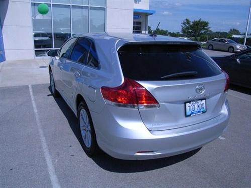 Toyota Venza 2009 photo 2