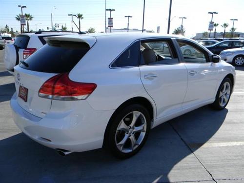 Toyota Venza 2009 photo 2