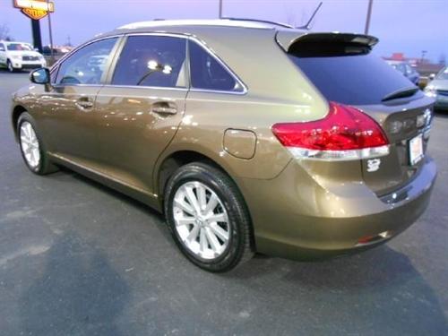 Toyota Venza 2009 photo 2
