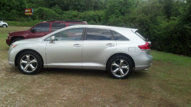 Toyota Venza 2009 photo 2