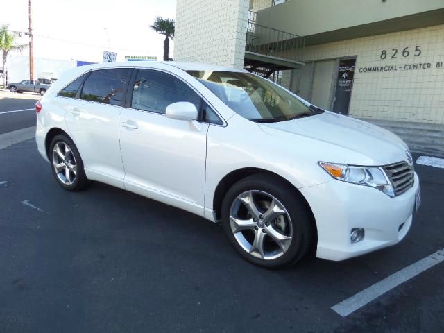 Toyota Venza 2009 photo 2