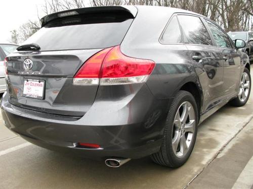 Toyota Venza 2009 photo 2