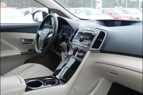 Toyota Venza 2009 photo 2