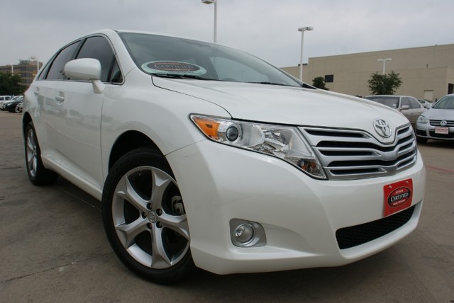 Toyota Venza Red Line Other